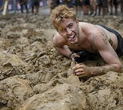 &bdquo;Tough Mudder&ldquo; varžybos Anglijoje