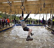 &bdquo;Tough Mudder&ldquo; varžybos Anglijoje