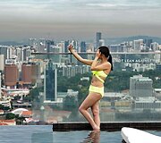 Baseinas ant &bdquo;Marina Bay Sands&ldquo; vie&scaron;bučio