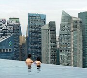 Baseinas ant &bdquo;Marina Bay Sands&ldquo; vie&scaron;bučio