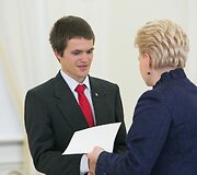 Dalia Grybauskaitė pasveikino TV projekto &bdquo;Lietuvos tūkstantmečio vaikai&ldquo; nugalėtojus.