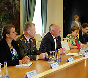 Kra&scaron;to apsaugos ministerijoje lankėsi JAV respublikonų partijos senatoriai.