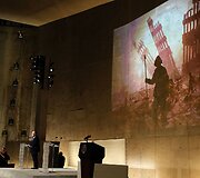 JAV prezidentas Barackas Obama 2001 metų rugsėjo 11-osios atakų memorialiniame muziejuje