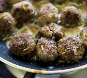 Kotletai su kirmėlėmis