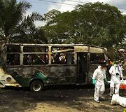 Kolumbijoje sudegė autobusas