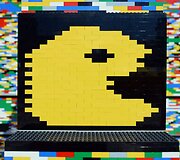 Vengrijoje pastatytas auk&scaron;čiausias &bdquo;Lego&ldquo; kaladėlių bok&scaron;tas. 