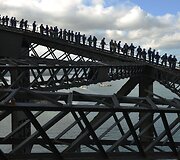 Alpinistai ant Sidnėjaus uosto titlo
