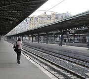 Prancūzijoje geležinkelių darbuotojų profsąjungos paskelbė streiką.