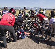 Dviratininkų avarija &bdquo;Criterium du Dauphine&ldquo; lenktynėse