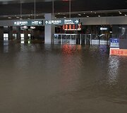 Ksiamene apsemta traukinių stotis