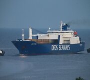 Laivas &bdquo;Ark Futura&ldquo; atgabeno 1300 tonų Sirijos cheminių ginklų.