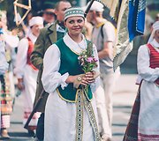 Dainų &scaron;ventės eisena Vilniuje