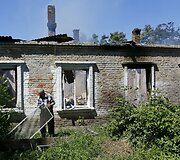 Slovjanske sudegęs ir sugriuvęs namas