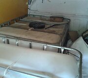 Mikroautobuse rastos pilnos dyzelio talpyklos.