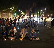 Minint Pirmojo pasaulinio karo pradžios 100-ąsias metines Londone daugelyje namų buvo i&scaron;jungtos &scaron;viesos.