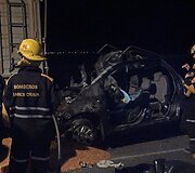Popiežiaus Pranci&scaron;kaus giminaičių automobilis po avarijos.