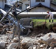 Žemės nuo&scaron;liaužos padariniai Japonijoje 