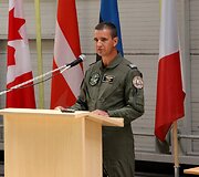 NATO oro policijos pasikeitimo ceremonija