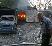 Donecke per ap&scaron;audymus garažuose kilo gaisras