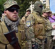 Kijeve į Rytų Ukrainą i&scaron;lydėti &bdquo;Sich&ldquo; bataliono savanoriai 
