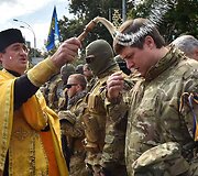 Kijeve į Rytų Ukrainą i&scaron;lydėti &bdquo;Sich&ldquo; bataliono savanoriai 