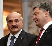 Baltarusijos prezidentas Aleksandras Luka&scaron;enka ir Ukrainos prezidentas Petro Poro&scaron;enka
