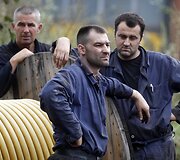 Bosnijoje ir Hercogovinoje žemės drebėjimas sukėlė griūtį anglies kasykloje.