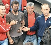 Bosnijoje ir Hercogovinoje žemės drebėjimas sukėlė griūtį anglies kasykloje.