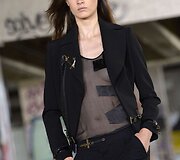 Anthony Vaccarello kolekcijos pristatymas