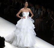 &bdquo;AOLISHA Wei Xinkun&ldquo; vestuvinių suknelių kolekcija