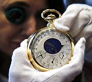 Auksinis &bdquo;Patek Philippe&ldquo; laikrodis