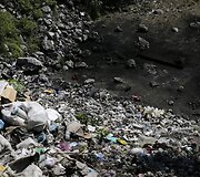 Vieta prie &scaron;iuk&scaron;lyno, kur įtariama buvo sudeginti 43 studentai.