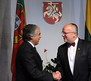 Juozas Olekas ir Portugalijos gynybos ministras Jose Pedro Aguiar-Branco