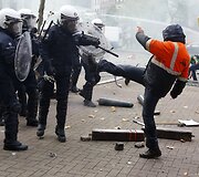 Protestuotojų ir policininkų susirėmimas Briuselyje