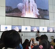 Japonijos raketos H-IIA pakilimas