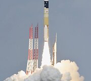Japonijos raketos H-IIA pakilimas