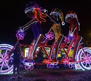 Kalėdinė &scaron;viesų instaliacija Medeljino mieste