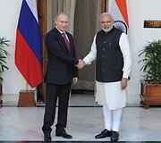 Rusijos prezidentas Vladimiras Putinas ir Indijos premjeras Narendra Modi 