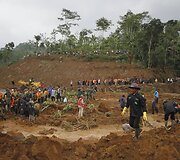 Žemės nuo&scaron;liauža Indonezijoje 