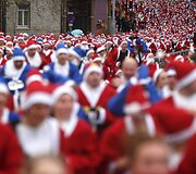 Kalėdų senelių bėgimas Liverpulyje 