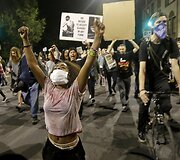 Protestuotojai Kalifornijoje