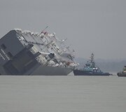 &bdquo;Hoegh Osaka&ldquo; krovininis laivas Laman&scaron;o sąsiauryje