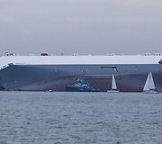 &bdquo;Hoegh Osaka&ldquo; krovininis laivas Laman&scaron;o sąsiauryje