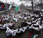 Bulgarijos vyrai Tundžos upėje