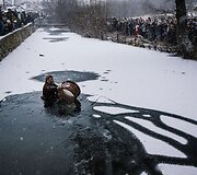 Vyras Tundžos upėje