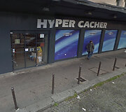 Parduotuvė Paryžiuje, kur ginkluotas vyras laiko įkaitus.