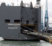 I&scaron; laivo &bdquo;Hoegh Osaka&ldquo; i&scaron;varomi automobiliai