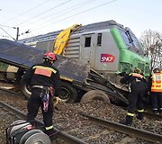 Prancūzijoje traukinys pervažoje atsitrenkė į vilkiką