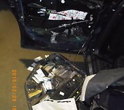 Kontrabandinių cigarečių slėptuvė &bdquo;Audi&ldquo; automobilyje