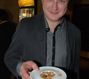 Keptos kirmėlės ir skrudinti vabzdžiai